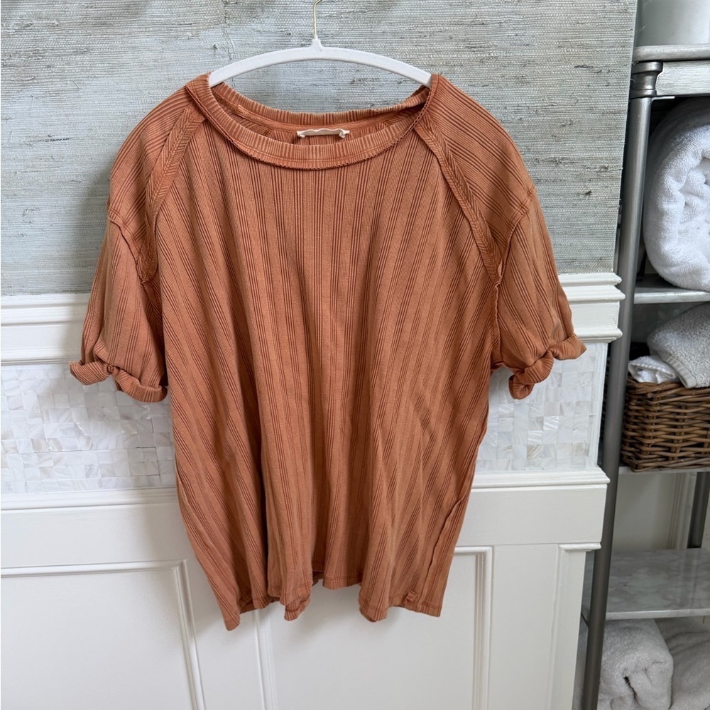 Small but fits medium / large we the free people ribbed texture top pumpkin tan